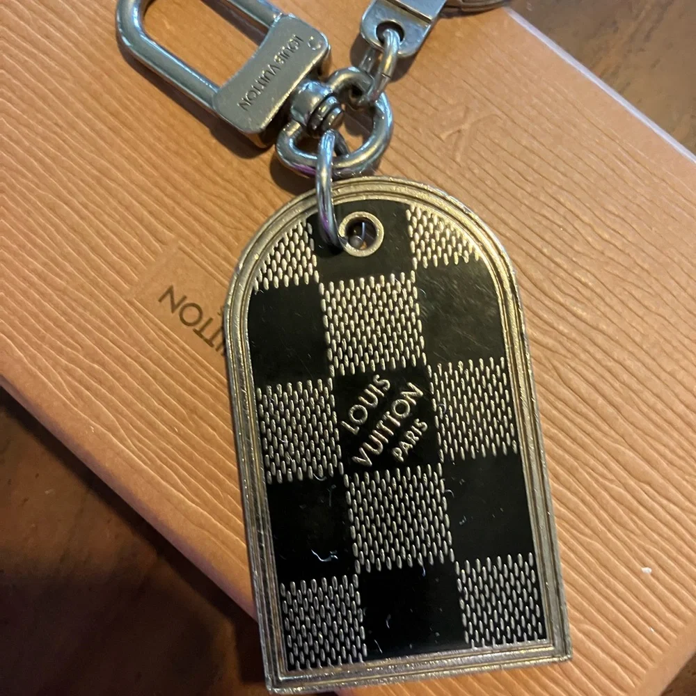 Louis Vuitton Checkered Black and Gray Key Holder or purse charm - Picture 4 of 5